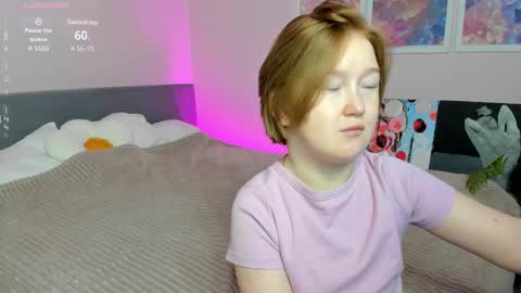 Snapshot of mia_ferd chatting on 5, 11, 2025 Mia online show from 5, 11, 2025