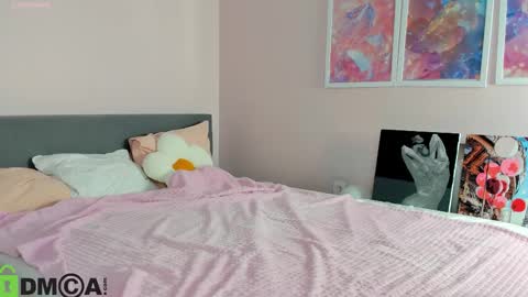 Snapshot of mia_ferd chatting on 27, 11, 2025 Mia online show from 27, 11, 2025