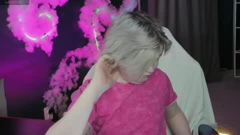 Snapshot of mia_ferd chatting on 3, 5, 2026 Mia online show from 3, 5, 2026
