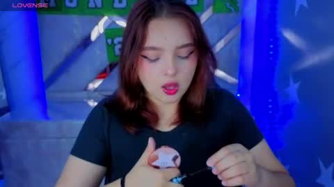 Snapshot of mia_foster_t chatting on 4, 7, 2026 Mia online show from 4, 7, 2026