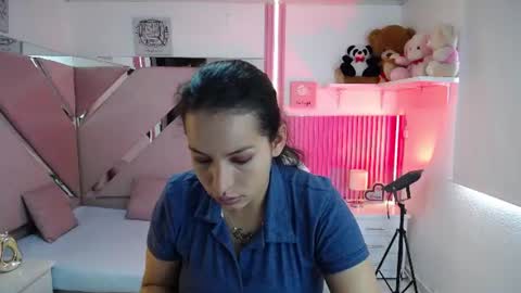 Snapshot of mia_garcia28 chatting on 9, 7, 2026 mia_garcia28 online show from 9, 7, 2026