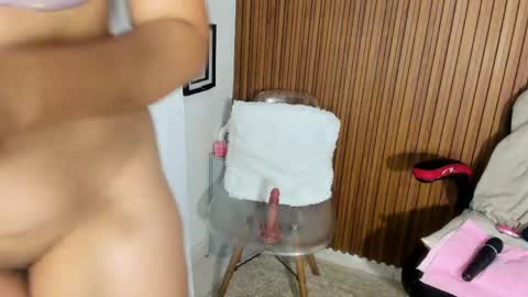 Mia online show from 26, 4, 2026