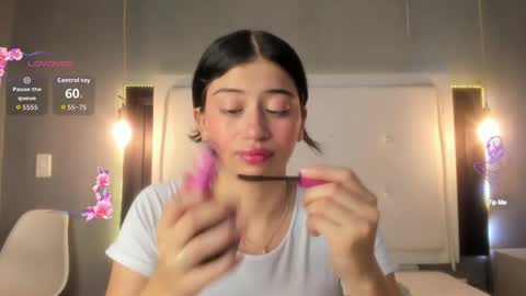 Snapshot of mia_gomez52 chatting on 18, 5, 2026 mia online show from 18, 5, 2026