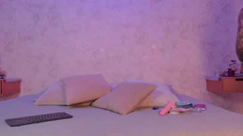 Snapshot of mia_hill1_ chatting on 28, 6, 2026 mia_hill1_ online show from 28, 6, 2026
