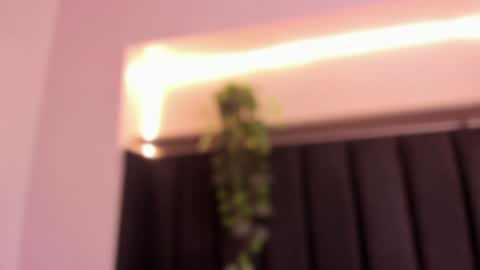  I am Mia  online show from 16, 1, 2025