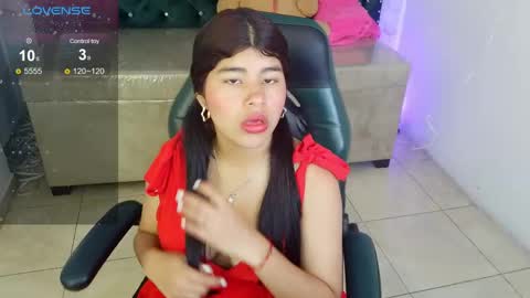mia_kittie_m online show from 6, 5, 2026