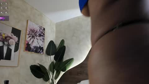 mia_lacy online show from 26, 2, 2025