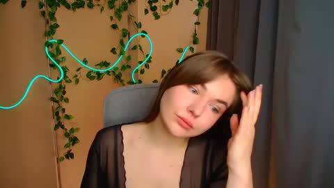 mia_lemm online show from 16, 4, 2026
