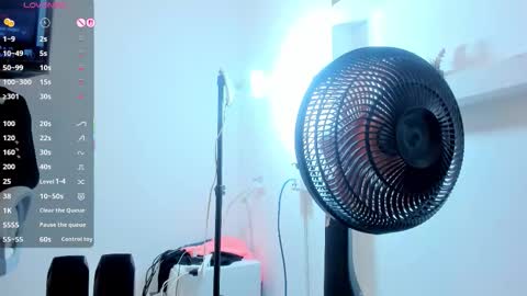 Mia online show from 2, 10, 2025