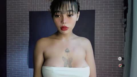 Snapshot of mia_lover9 chatting on 2, 12, 2025 M I A online show from 2, 12, 2025