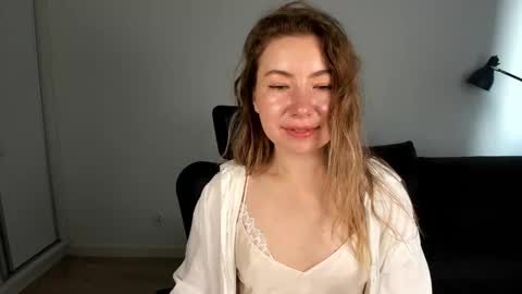 Mia online show from 27, 2, 2026