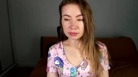 Snapshot of mia_luxx92 chatting on 14, 6, 2026 Mia online show from 14, 6, 2026