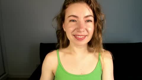 Snapshot of mia_luxx92 chatting on 2, 7, 2026 Mia online show from 2, 7, 2026