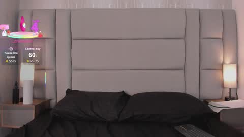    online show from 27, 10, 2025