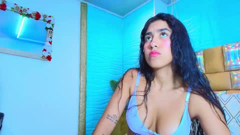 mia montess online show from 20, 12, 2025