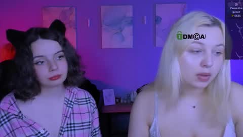 mia_mooon_ online show from 17, 4, 2026