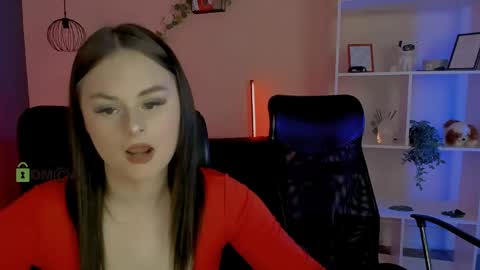mia_mooon_ online show from 3, 5, 2026