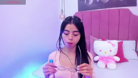 Mia online show from 10, 6, 2026