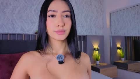 Snapshot of mia_oceann chatting on 1, 5, 2026 MIa online show from 1, 5, 2026