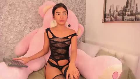 Mia online show from 3, 7, 2026