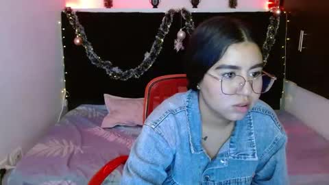 Mia  online show from 28, 12, 2024