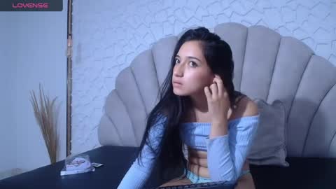 mia_prince_ online show from 9, 4, 2026