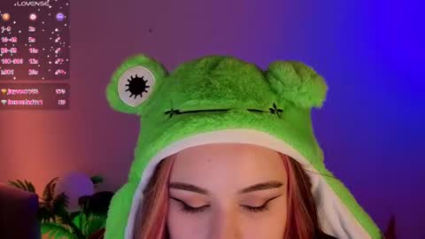 Snapshot of mia_r0ss chatting on 11, 6, 2026 Mia online show from 11, 6, 2026
