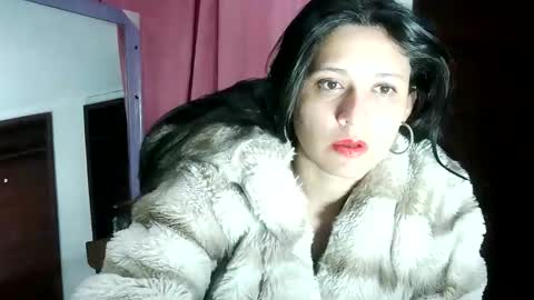Snapshot of mia_robeerts chatting on 18, 9, 2025 mia_robeerts online show from 18, 9, 2025