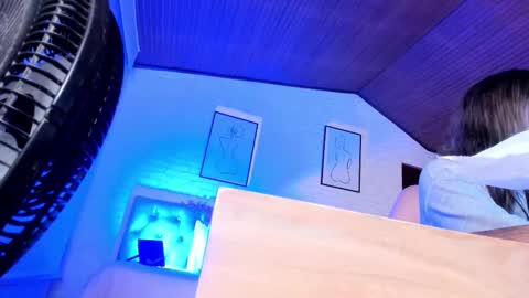  MIA  online show from 19, 12, 2025