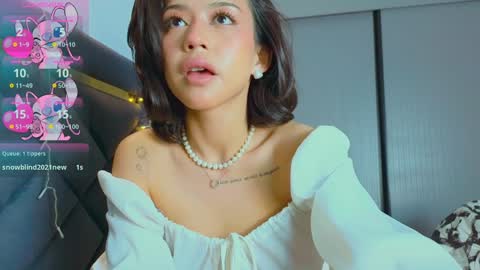 Mia online show from 6, 2, 2025