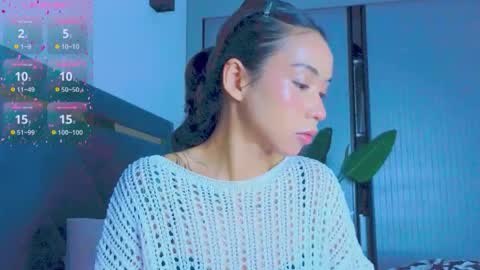 Mia online show from 10, 9, 2025