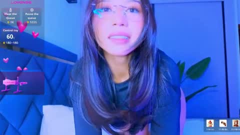 Snapshot of mia_sirenia chatting on 15, 5, 2026 Mia online show from 15, 5, 2026