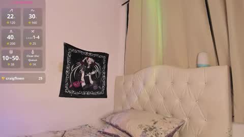 Mia Sky online show from 28, 9, 2025