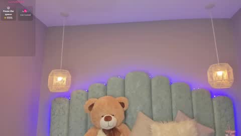 Mia online show from 29, 11, 2025