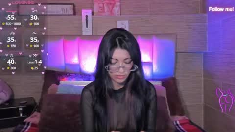 Mia online show from 7, 7, 2026