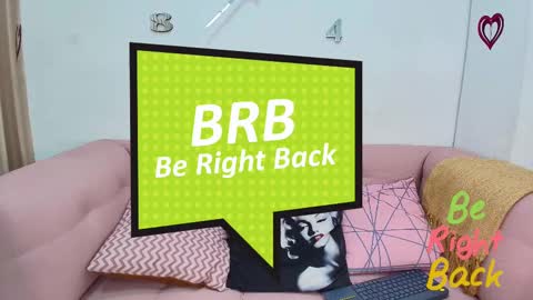 Mia online show from 6, 3, 2025