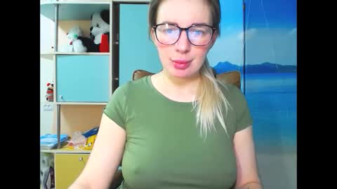 Mia. online show from 28, 11, 2025