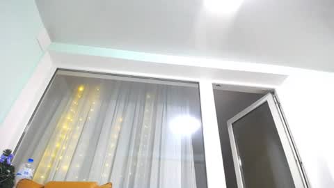 Snapshot of mia_sunnyy chatting on 28, 7, 2026 Mia. online show from 28, 7, 2026