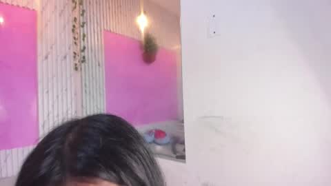 Mia online show from 11, 4, 2026