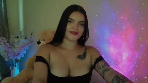 mia_thopsom online show from 3, 2, 2026