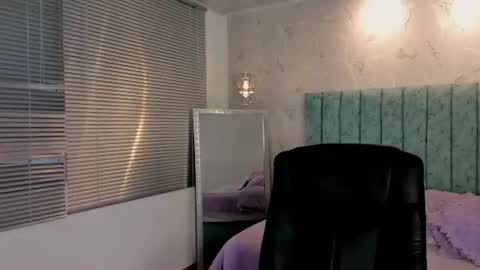 Snapshot of mia_velmont chatting on 2, 7, 2026 Miaaa online show from 2, 7, 2026