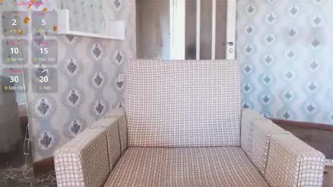 mia_wallase online show from 18, 11, 2025