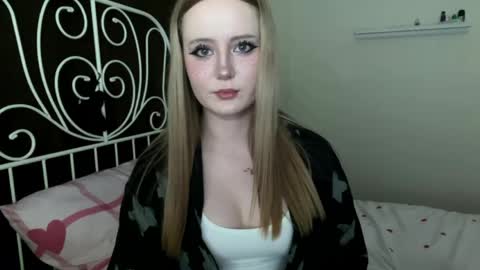 Snapshot of mia_wellis chatting on 25, 4, 2026 mia_wellis online show from 25, 4, 2026