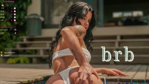 Snapshot of mia_world_ chatting on 6, 2, 2025 online show from 6, 2, 2025