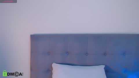 Snapshot of mia_zt_ chatting on 4, 1, 2025 Mariana online show from 4, 1, 2025