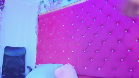 miaa_davis_ online show from 29, 3, 2026