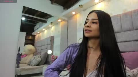 Mia  online show from 27, 7, 2026