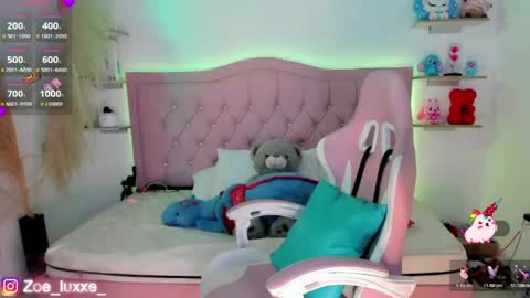 Snapshot of miaa_foxx_ chatting on 7, 5, 2026 Mia online show from 7, 5, 2026