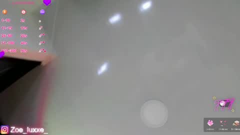 Snapshot of miaa_foxx_ chatting on 27, 5, 2026 Mia online show from 27, 5, 2026