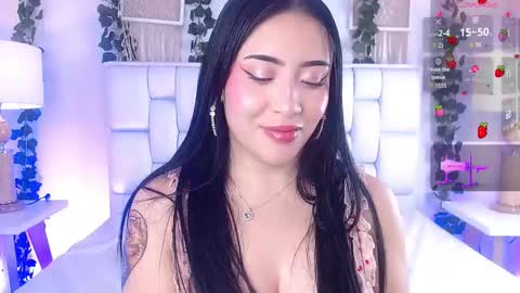 Mia online show from 5, 10, 2025